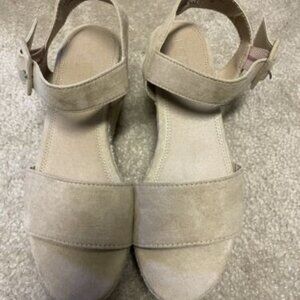 Loft Outlet Women’s Espadrille Wedge  Sandals